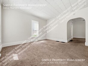 615 Mc Reynolds Ave NW in Grand Rapids, MI - Building Photo - Building Photo