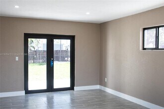 3530 NW 85th Terrace in Miami, FL - Building Photo - Building Photo
