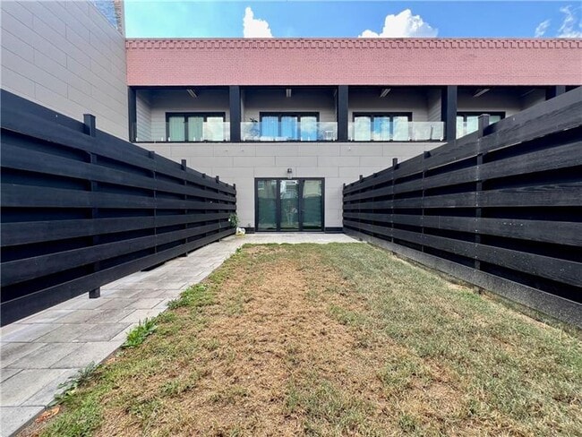 property at 150 S 15th St