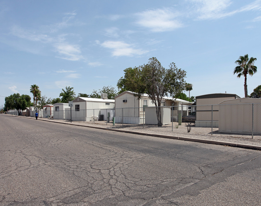 Arizonan in Tucson, AZ - Building Photo