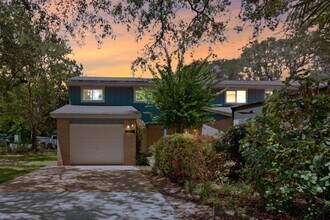 1801 Valparaiso Blvd in Niceville, FL - Foto de edificio - Building Photo