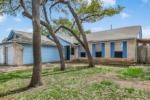 11948 Sunhillow Bend in Austin, TX - Building Photo