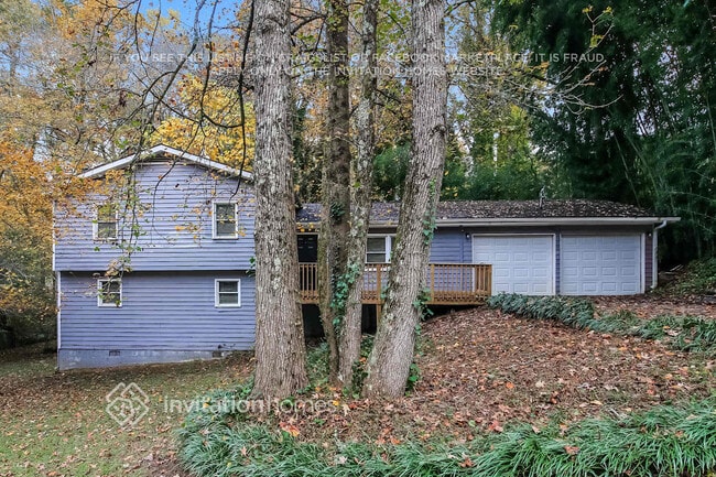 property at 2984 Sawgrass Trail SW