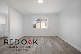 6853 Agnes Ave in Los Angeles, CA - Building Photo