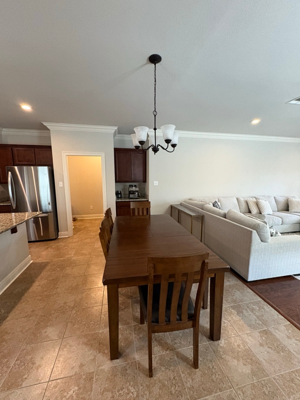 5753 King Canyon in Iowa, LA - Building Photo - Building Photo