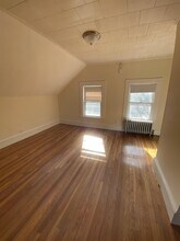 379 Harvard St, Unit 3 in Cambridge, MA - Building Photo - Building Photo