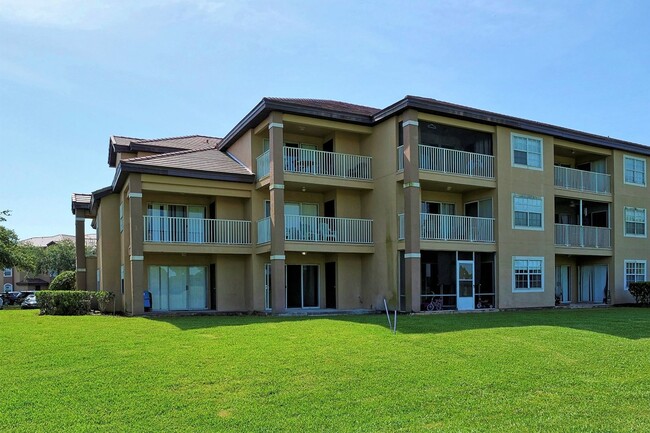 property at 13827 Fairway Island Dr
