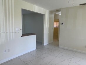 6111 SW 39th Ct in Davie, FL - Building Photo - Building Photo