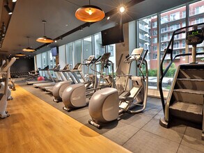 700 Rue St-Paul Ouest in Montréal, QC - Building Photo - Building Photo