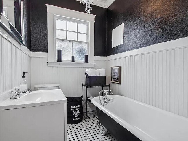 2227 Second St in New Orleans, LA - Building Photo - Building Photo