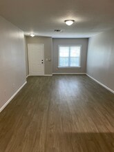 6560 Swissco Dr in Orlando, FL - Building Photo - Building Photo