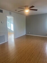 225 SE 16th Ave in Fort Lauderdale, FL - Building Photo - Building Photo