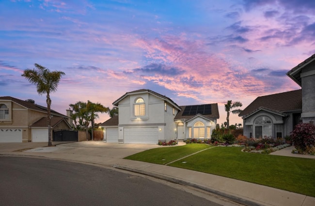 property at 5209 Outlook Ln