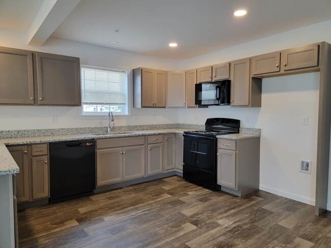 122 Robert Cir in Lebanon, PA - Building Photo - Building Photo