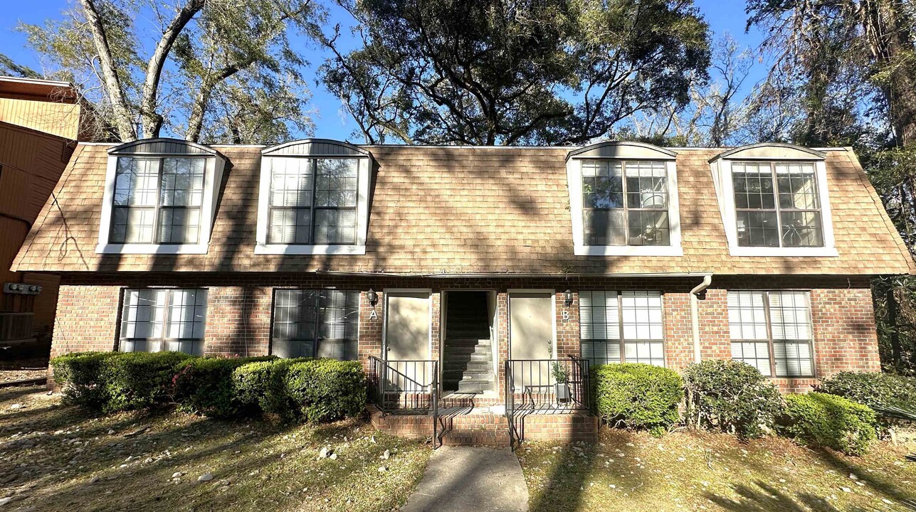 2925 Par Ln in Tallahassee, FL - Building Photo