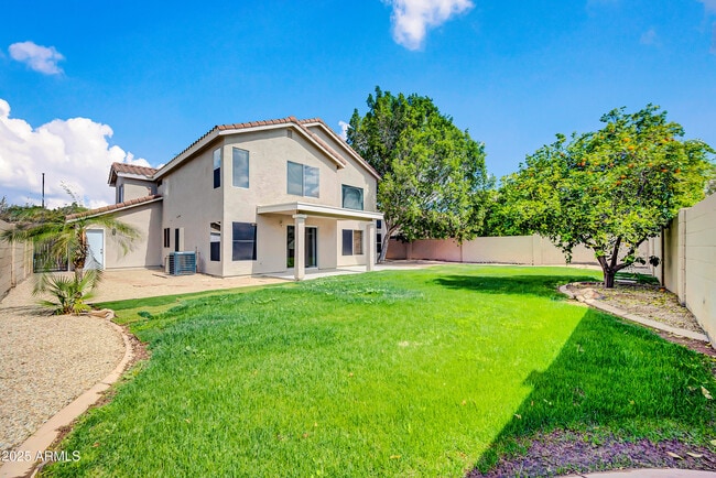 913 W Juanita Ave in Gilbert, AZ - Building Photo - Building Photo