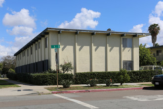 401 I Ave in National City, CA - Building Photo - Building Photo