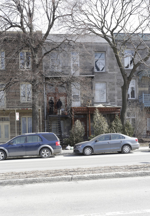 266-268 Saint-Joseph O in Montréal, QC - Building Photo