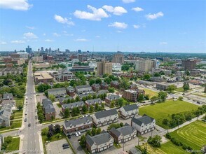 275 E Palmer St in Detroit, MI - Building Photo - Building Photo