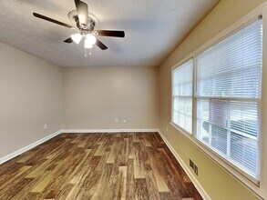 1811 Wendell Way in Morrow, GA - Building Photo - Building Photo