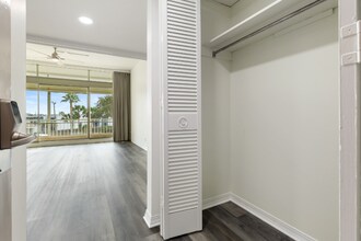 4600 Ocean Dr in Corpus Christi, TX - Building Photo - Building Photo