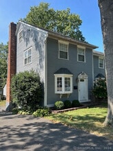 48 Pemberwick Rd in Greenwich, CT - Building Photo - Building Photo