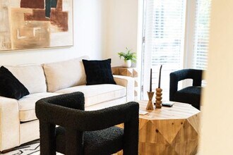 2505 Thornton Rd in Austin, TX - Building Photo - Building Photo