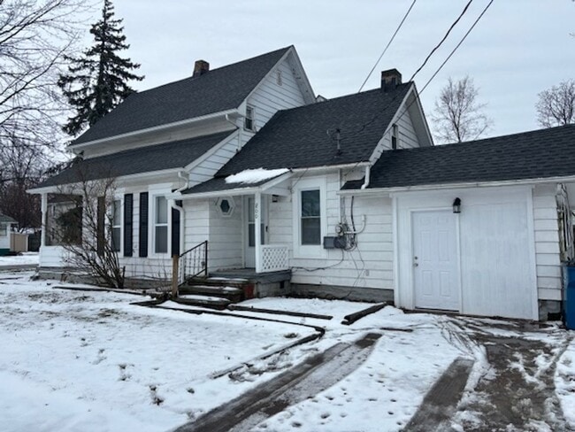 800 W 10th St in Lorain, OH - Building Photo - Building Photo