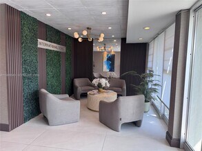 1400 SW 27th Ave in Miami, FL - Building Photo - Building Photo