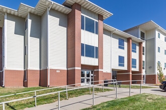 Hull Apartments in Des Moines, IA - Foto de edificio - Building Photo