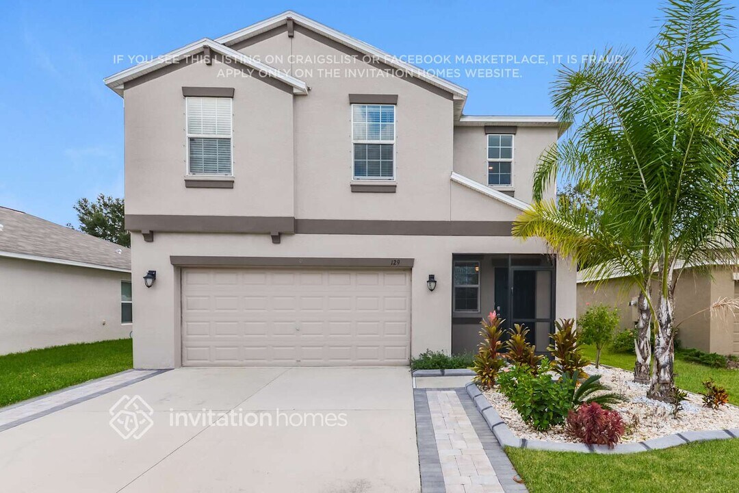 129 Cascade Bend Dr in Ruskin, FL - Building Photo