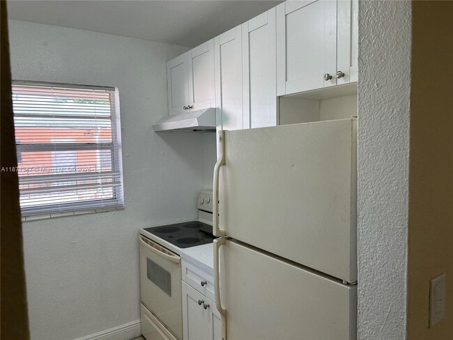 1511 NE 8th St in Homestead, FL - Building Photo - Building Photo
