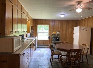 210 S Bird St in Mankato, MN - Building Photo - Building Photo