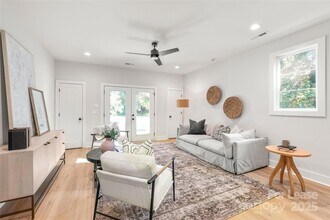 1314 Carolyn Dr in Charlotte, NC - Building Photo - Building Photo