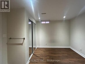 36 Bendamere Crescent in Markham, ON - Building Photo - Building Photo