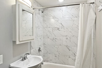 516 Des Plaines Ave. in Forest Park, IL - Building Photo - Building Photo