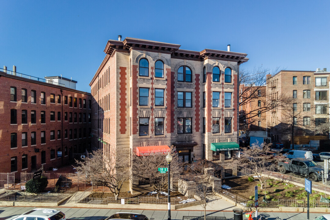 Kirkman Condominiums in Washington, DC - Building Photo