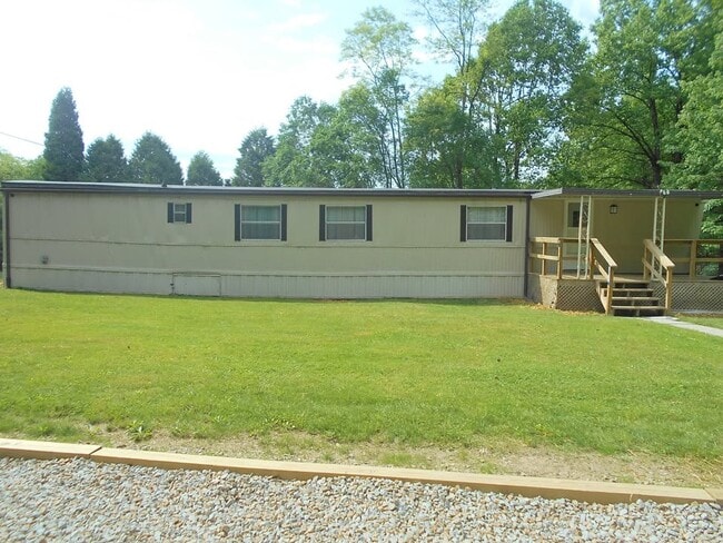 property at 1031 S Bank St