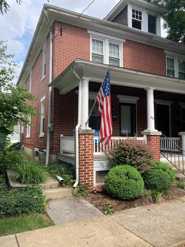 property at 305 S Cedar St