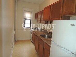17-19-19 Washington St in Malden, MA - Building Photo - Building Photo