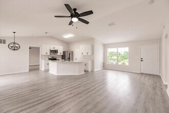 4132 Mermell Cir in North Port, FL - Building Photo - Building Photo