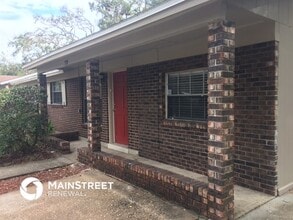 737 S Stone St in DeLand, FL - Building Photo - Building Photo
