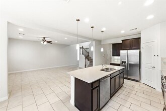 9415 Tanager Way in Austin, TX - Building Photo - Building Photo