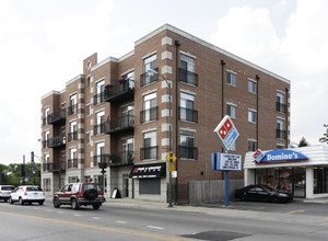 3152 W Devon Ave in Chicago, IL - Building Photo - Building Photo