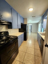 1727 Austin St in Portland, TX - Building Photo - Building Photo