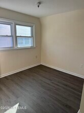 14 Jahn St in Keansburg, NJ - Building Photo - Building Photo