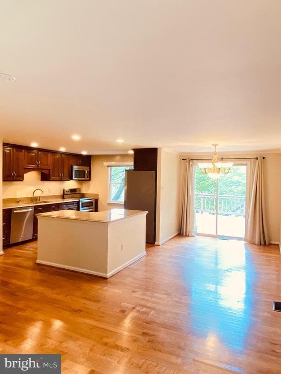 12676 Magna Carta Rd in Herndon, VA - Building Photo - Building Photo