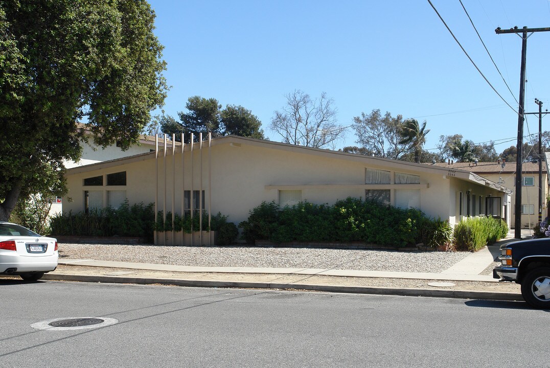 3342-3350 Armada Dr in Ventura, CA - Building Photo