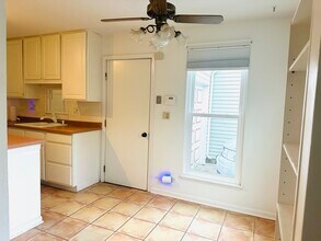 1021 Perry Dr in Algonquin, IL - Building Photo - Building Photo