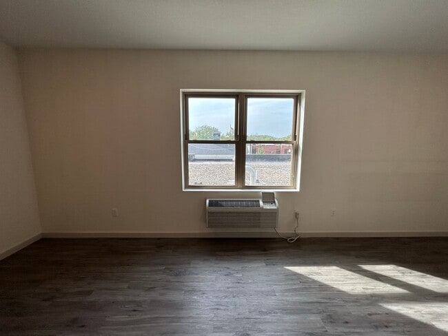 property at 101 N Main St